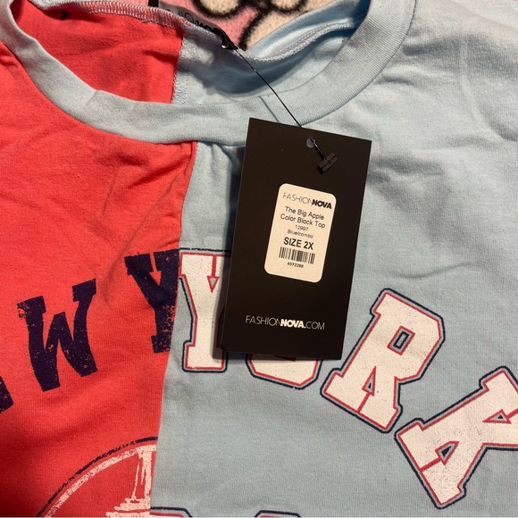 Color block top - Picture 2 of 2